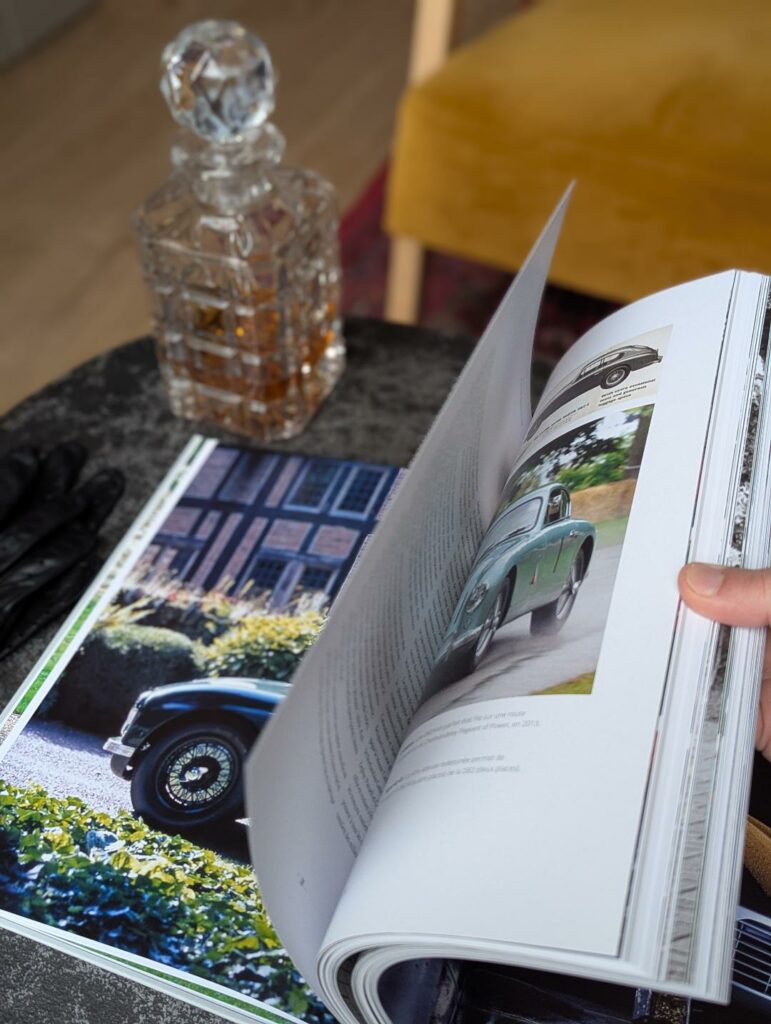 ASTON MARTIN DB (E/P/A) Andrew Noakes : comprendre l’héritage derrière deux lettres Avis sur le livre ASTON MARTIN DB ( E/P/A) Andrew Noakes